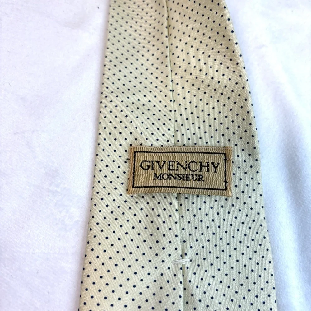 Vintage Givenchy Monsieur Handsome Silk Tie - Winter White w/ Navy Polka Dots